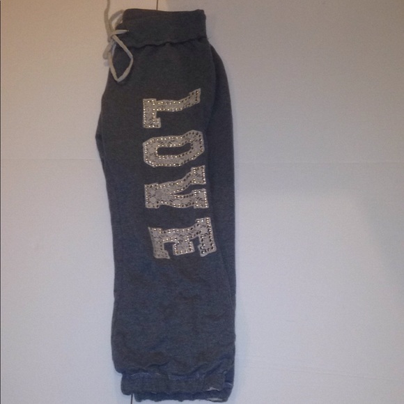 Real cute Capri sweatpants 🌸 - Picture 5 of 5